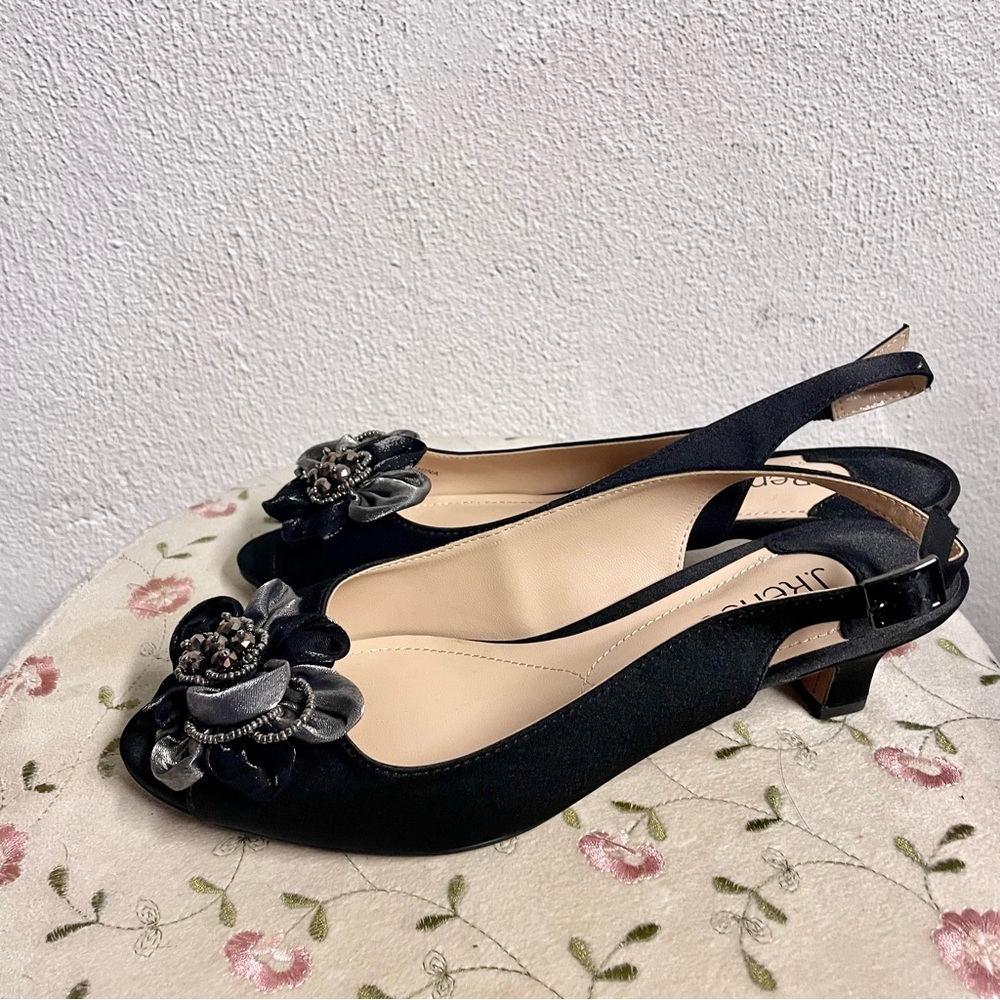 J.Renee Black Heels with Floral Embellishment